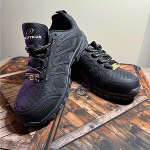 Nautilus women’s work athletic shoe